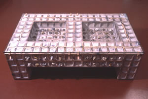 white moon tric trac cofee table 